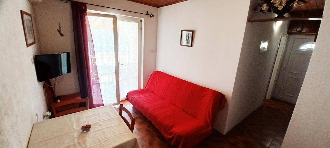 Apartments Carmen Винишче Экстерьер фото
